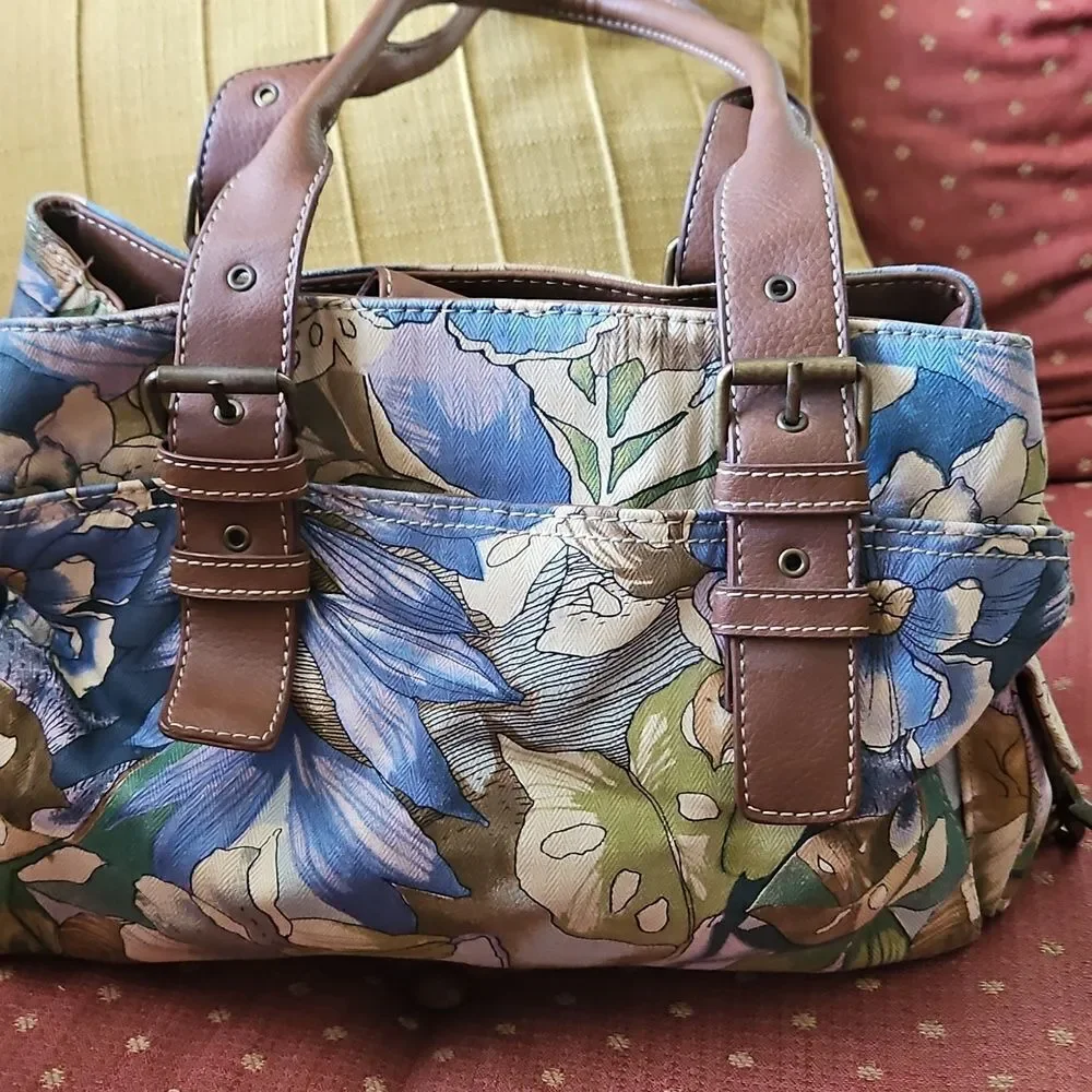 Carribean Joe Island Shoulder Bag